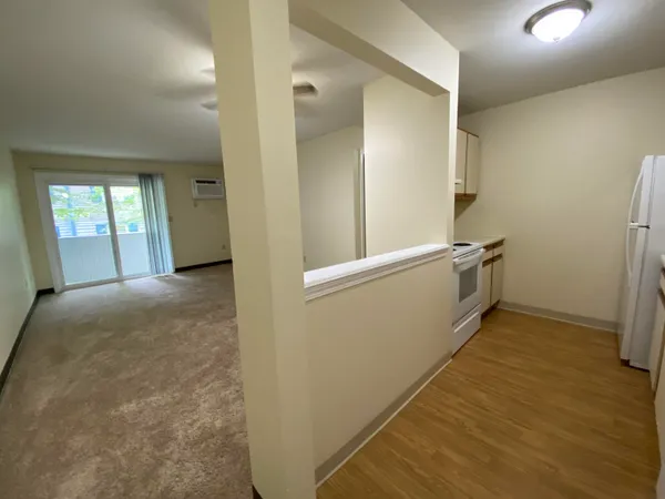 $1,842 | 145 Eastern Avenue, Unit 102, Manchester, NH 03104
