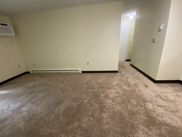 $1,842 | 145 Eastern Avenue, Unit 102, Manchester, NH 03104