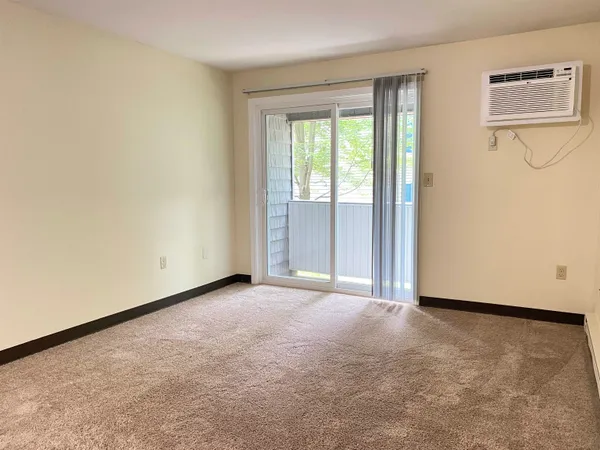 $1,842 | 145 Eastern Avenue, Unit 102, Manchester, NH 03104