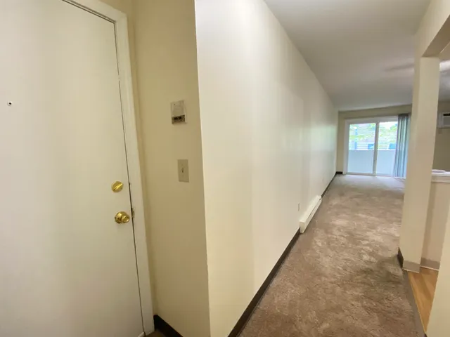 $1,842 | 145 Eastern Avenue, Unit 102, Manchester, NH 03104