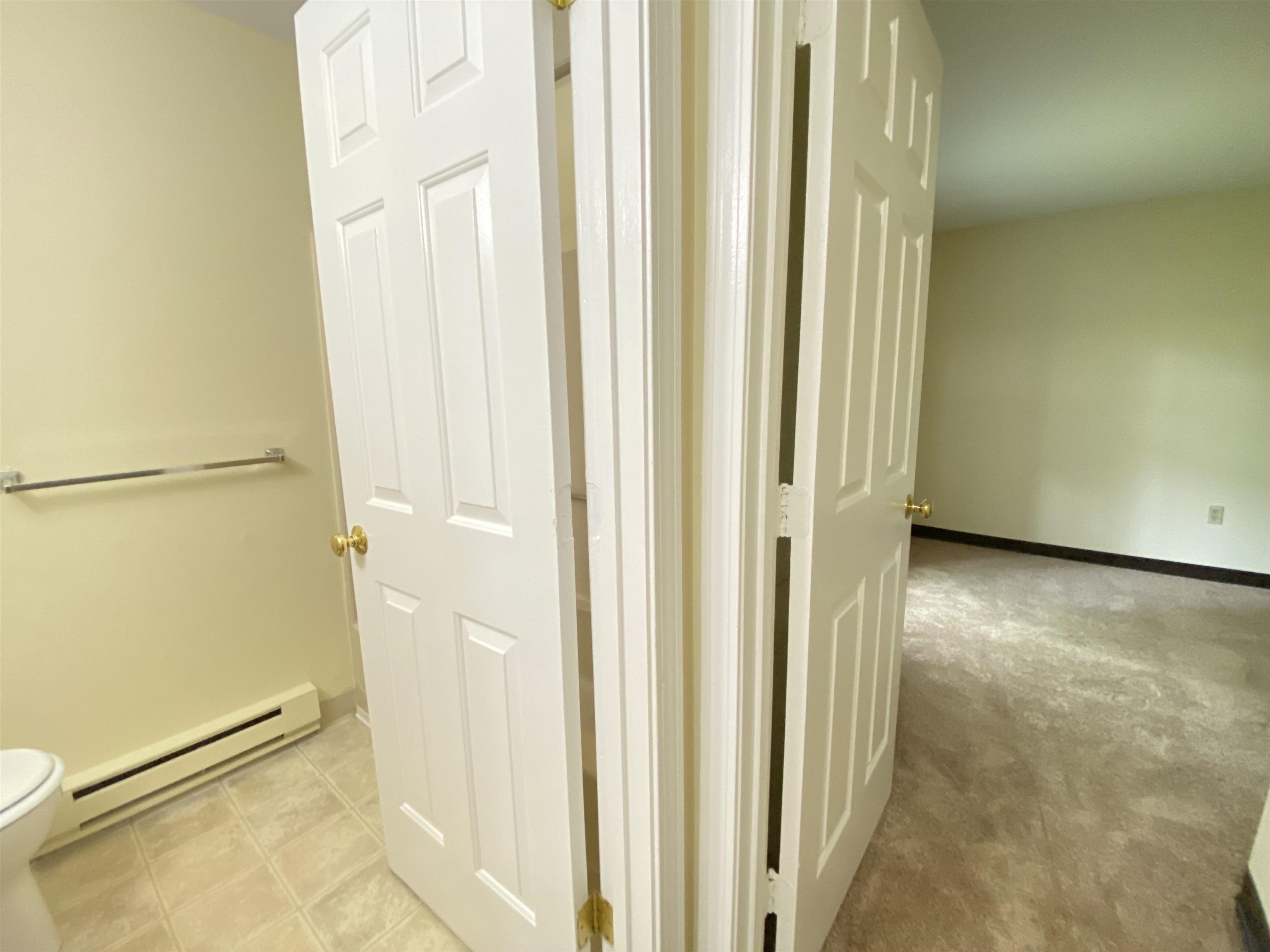 145 Eastern Avenue, Unit 102 Manchester, NH 03104 - Photo 40 of 60