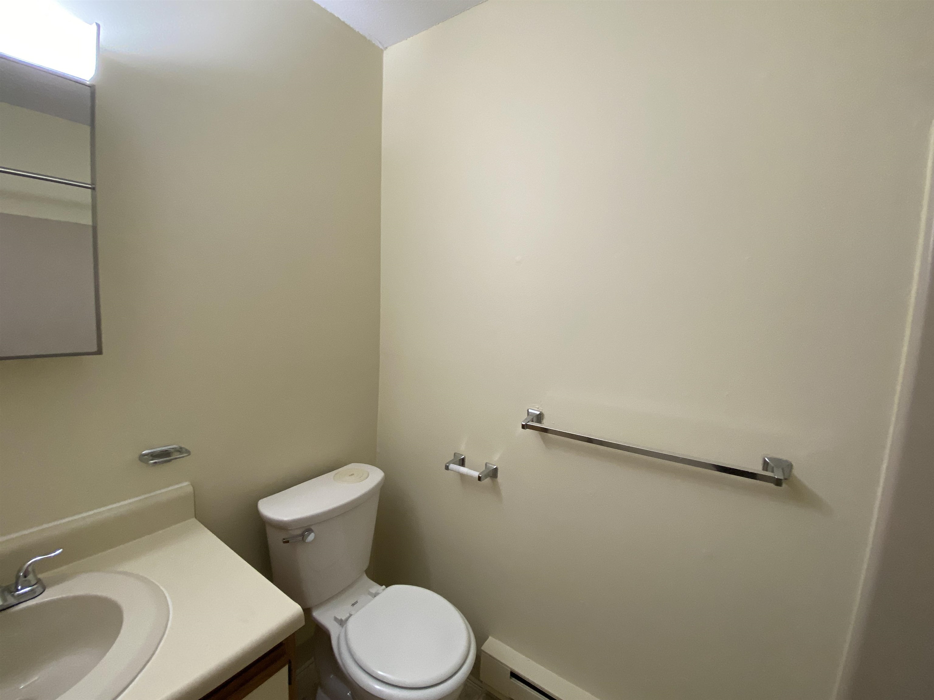 145 Eastern Avenue, Unit 102 Manchester, NH 03104 - Photo 42 of 60