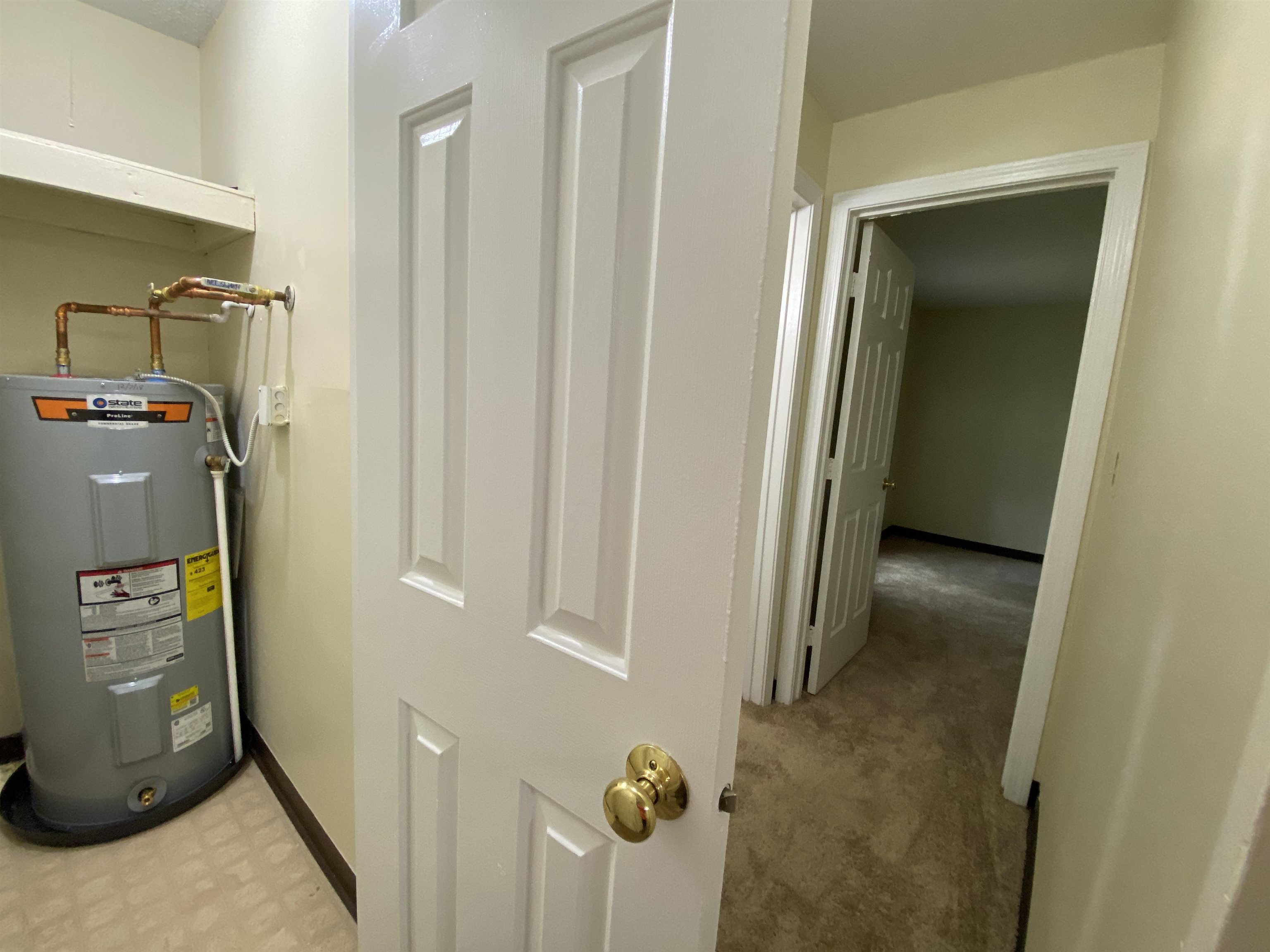 145 Eastern Avenue, Unit 102 Manchester, NH 03104 - Photo 45 of 60