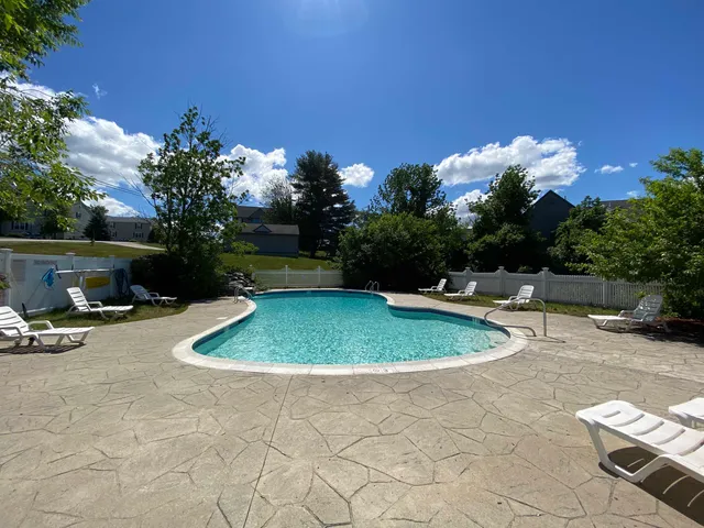 $1,842 | 145 Eastern Avenue, Unit 102, Manchester, NH 03104