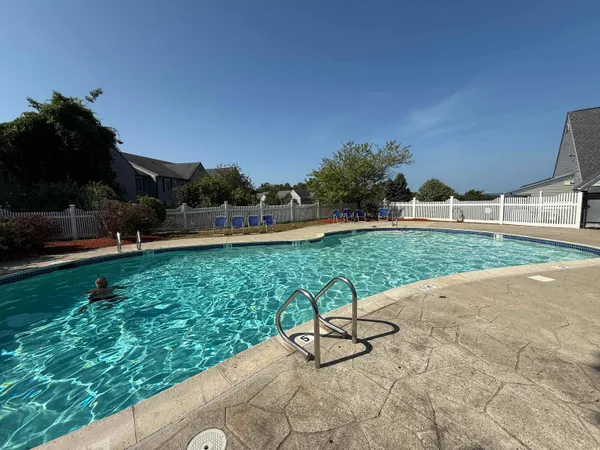 $1,842 | 145 Eastern Avenue, Unit 102, Manchester, NH 03104