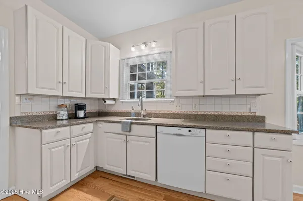 $411,000 | 600 Pamlico River Drive, Washington, NC 27889