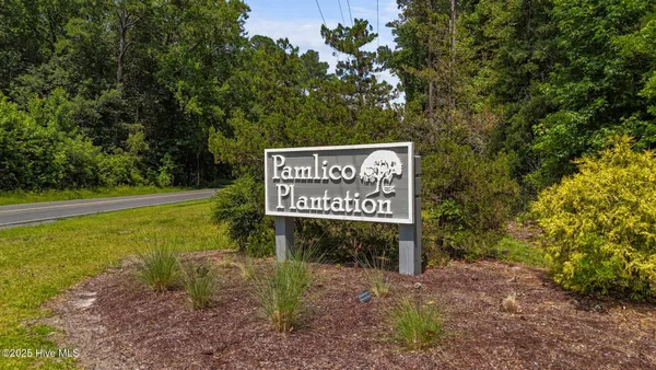 $411,000 | 600 Pamlico River Drive, Washington, NC 27889