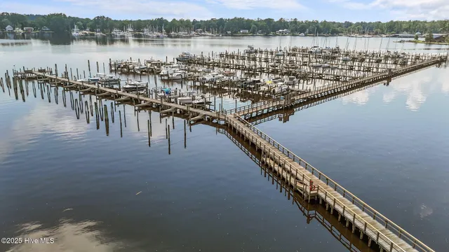 $418,000 | 600 Pamlico River Drive, Washington, NC 27889