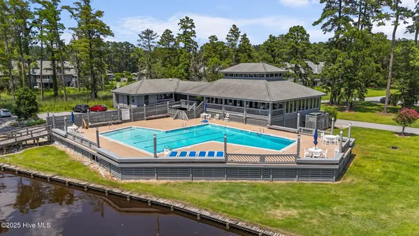 $411,000 | 600 Pamlico River Drive, Washington, NC 27889