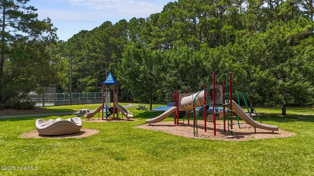 $418,000 | 600 Pamlico River Drive, Washington, NC 27889