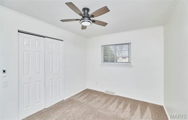 $227,500 | 1910 Flamingo Drive, Florissant, MO 63031