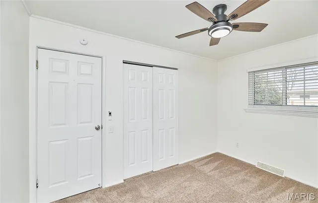 $227,500 | 1910 Flamingo Drive, Florissant, MO 63031