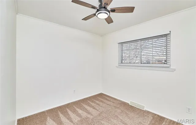 $227,500 | 1910 Flamingo Drive, Florissant, MO 63031