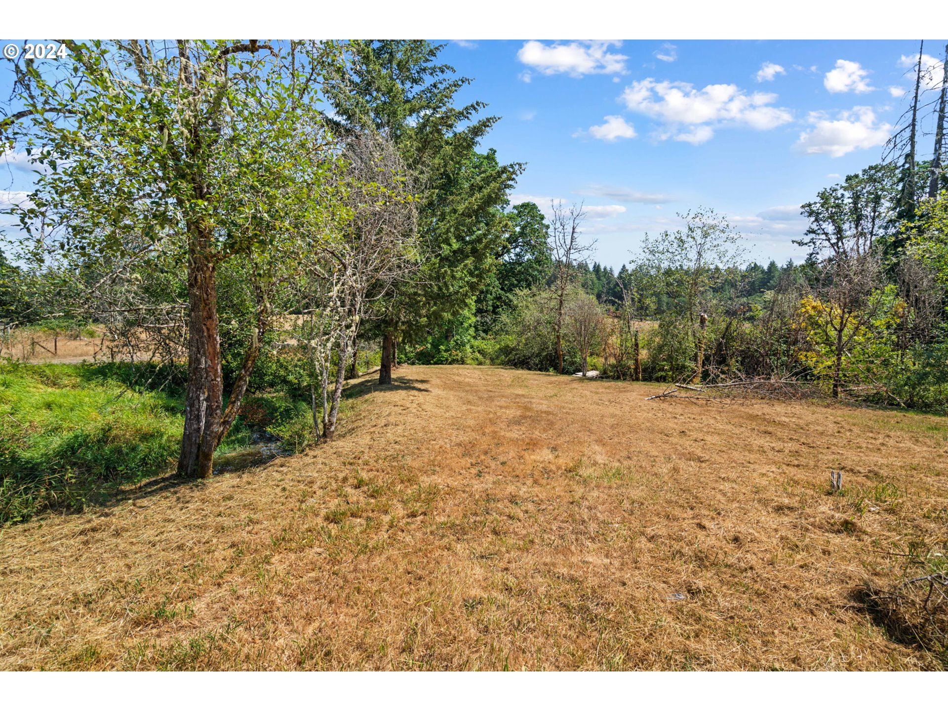 92519 Goldson Road Cheshire, OR 97419 - Photo 25 of 40 Gallery Image 25