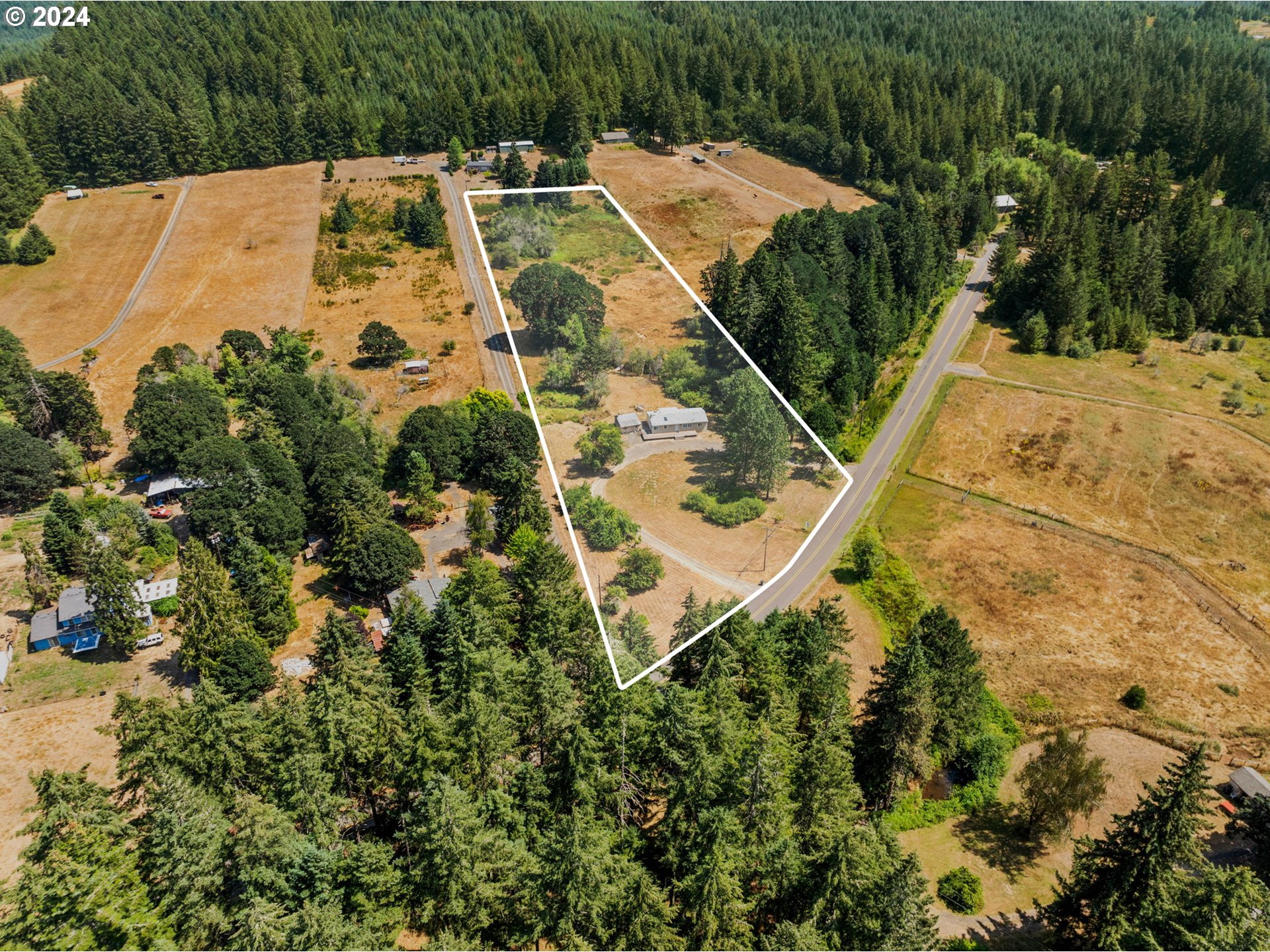 92519 Goldson Road Cheshire, OR 97419 - Photo 33 of 40 Gallery Image 33