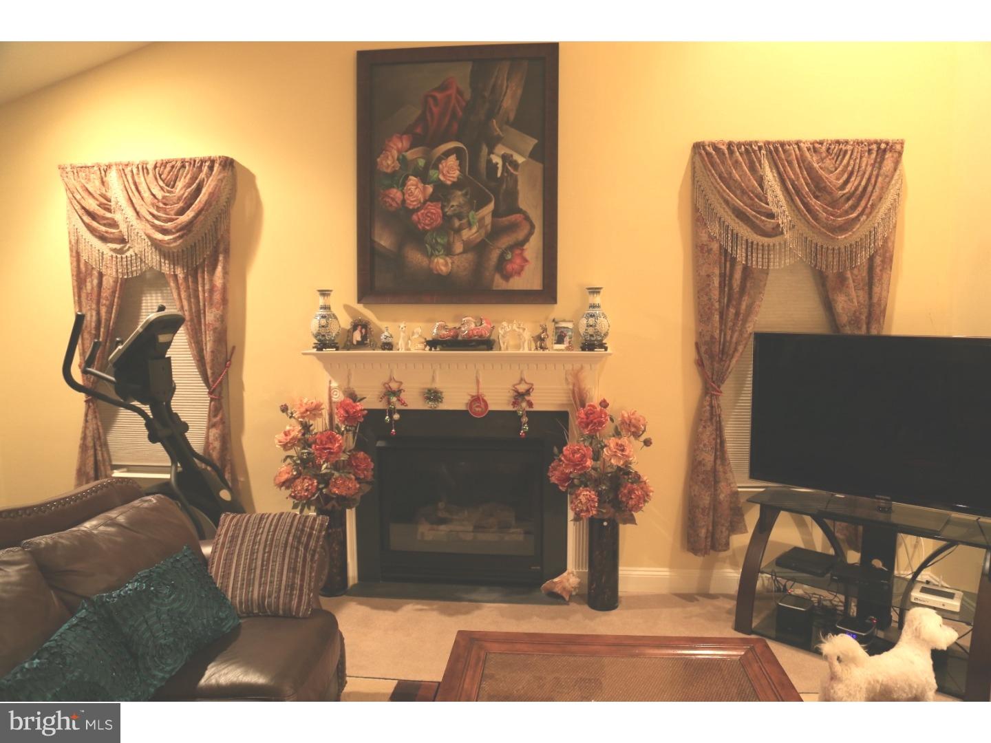 59 Windsor Pond Road Princeton Junction, NJ 08550 - Photo 4 of 22 Living Room