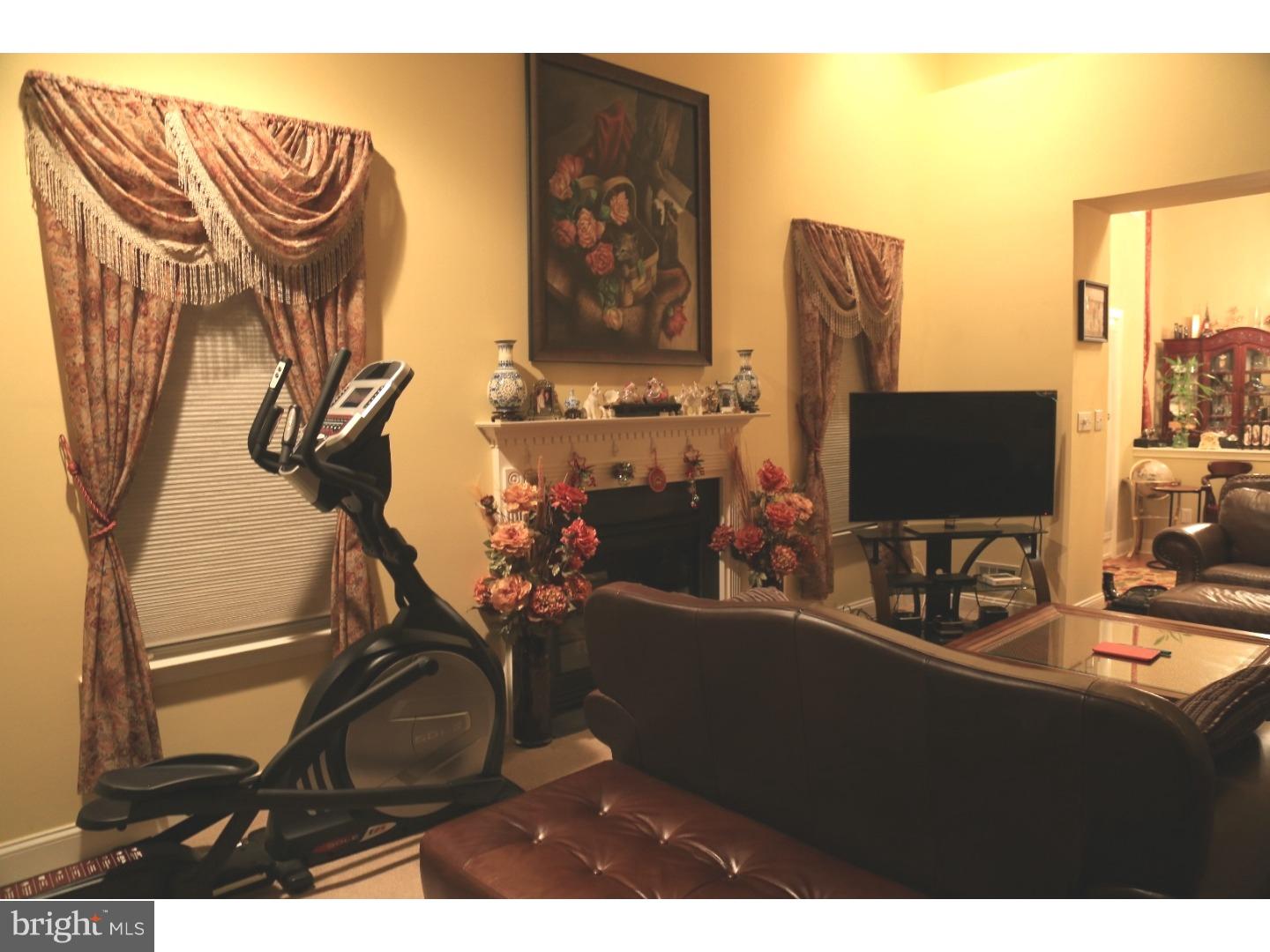 59 Windsor Pond Road Princeton Junction, NJ 08550 - Photo 5 of 22 Living Room