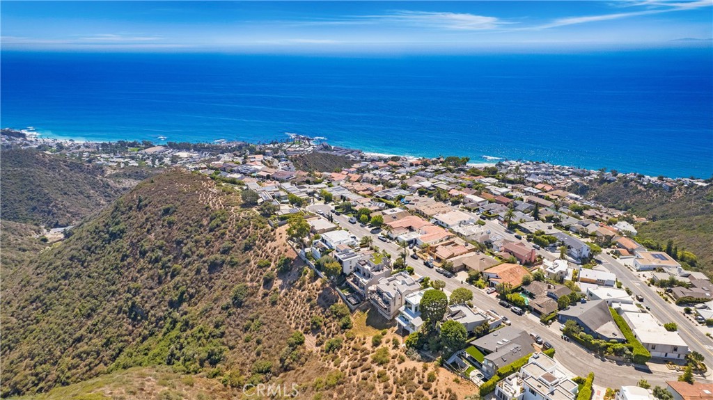 773 Barracuda Way Laguna Beach, CA 92651 - Photo 34 of 38 a view of an ocean