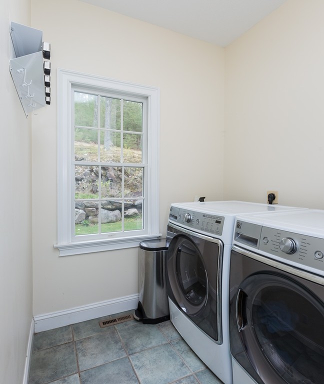 7 Danforth Farm Road Wilbraham, MA 01095 - Photo 17 of 30