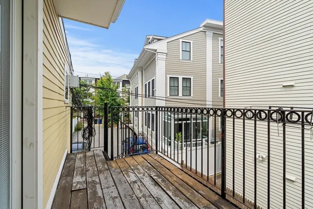 $4,898 | 571 Somerville Avenue, Unit 571A, Somerville, MA 02143