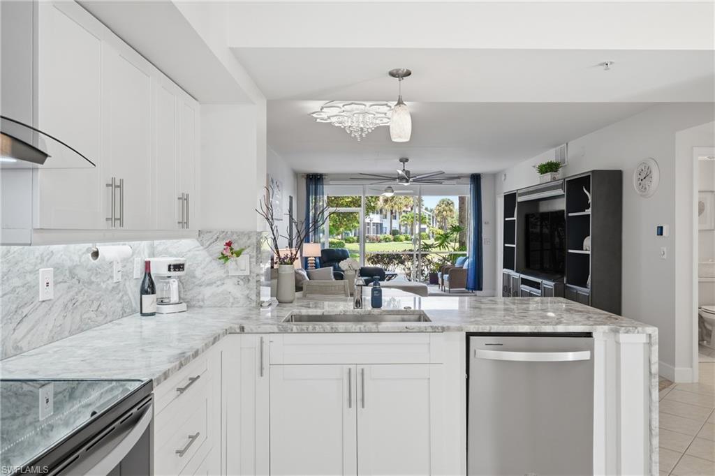 4950 Deerfield Way, Unit D103 Naples, FL 34110 - Photo 14 of 44