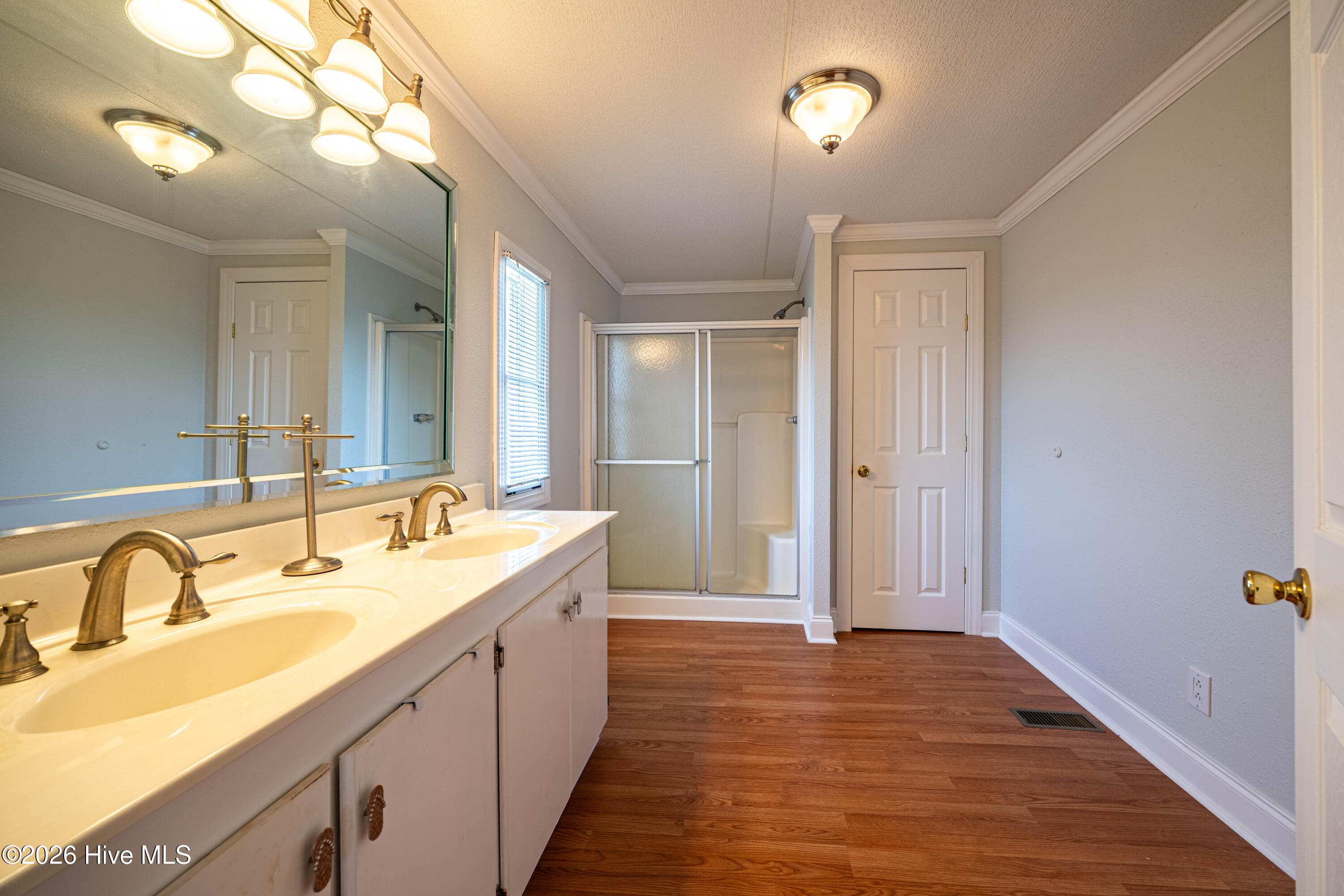 45 Riverview Chocowinity, NC 27817 - Photo 33 of 51 Master Bath