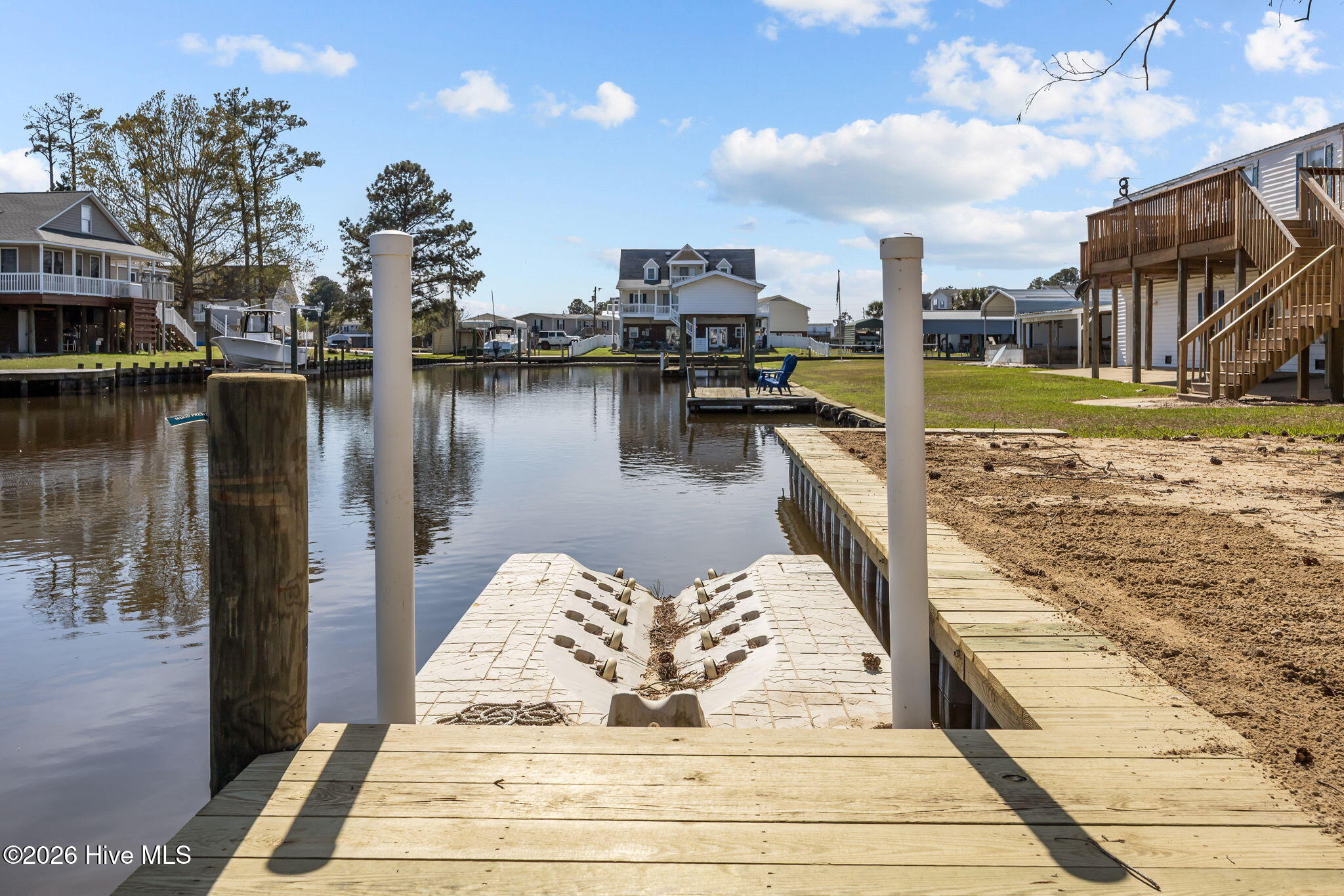 45 Riverview Chocowinity, NC 27817 - Photo 10 of 51 NEW BULKHEAD & PIER Floating Jet Ski Dock