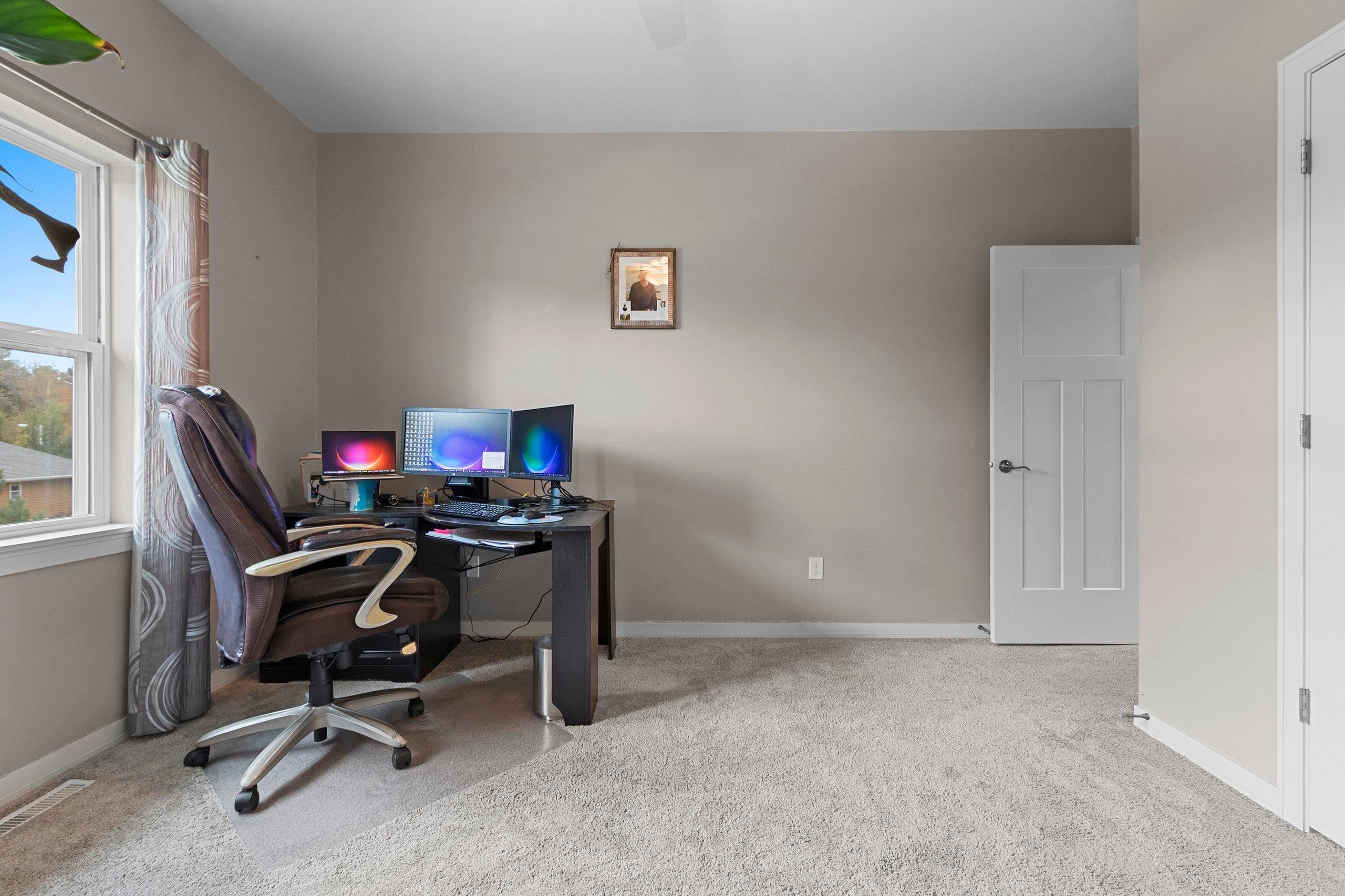 3442 Leeds Castle Drive Green Bay, WI 54313 - Photo 55 of 89