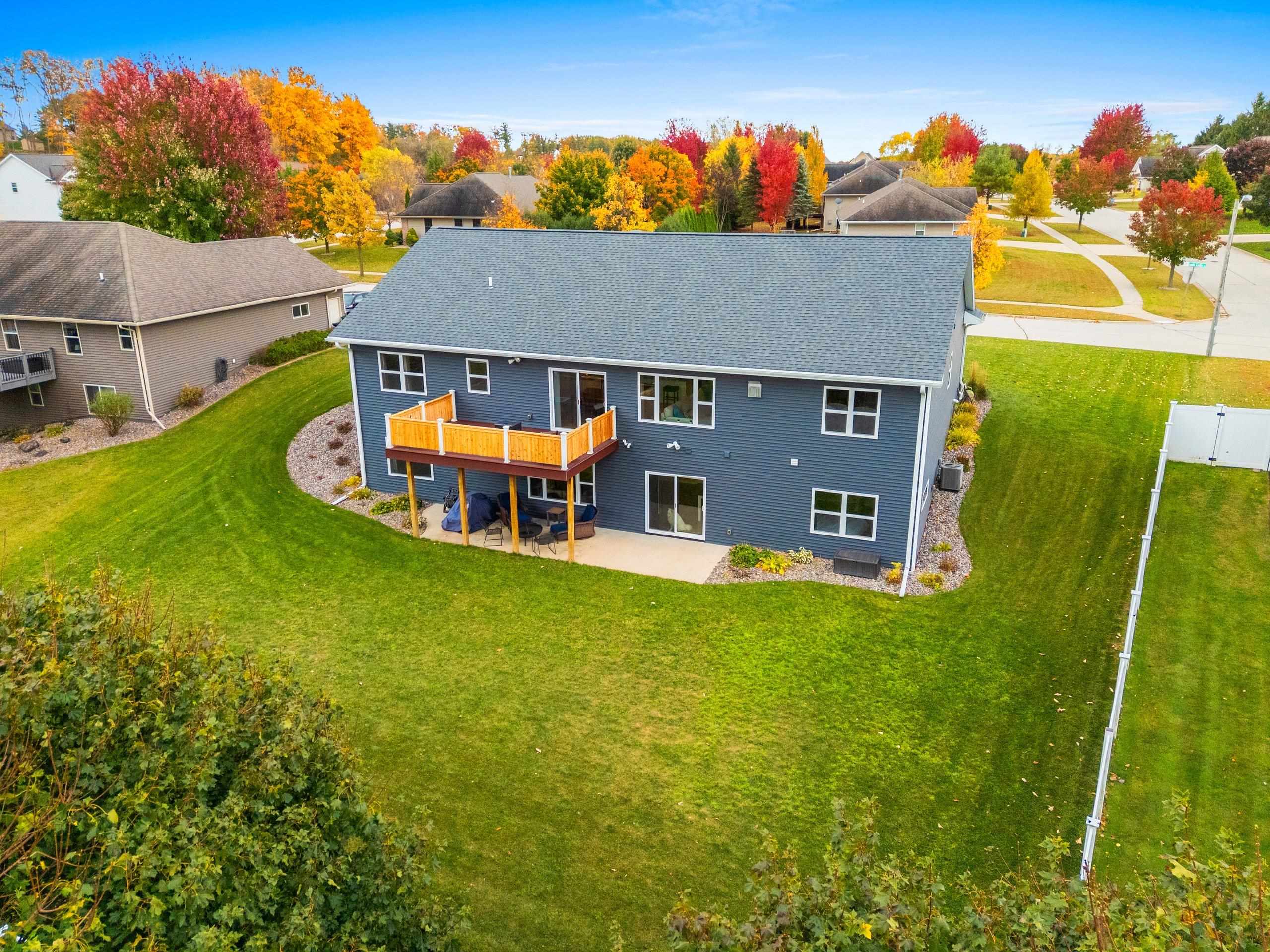 3442 Leeds Castle Drive Green Bay, WI 54313 - Photo 76 of 89