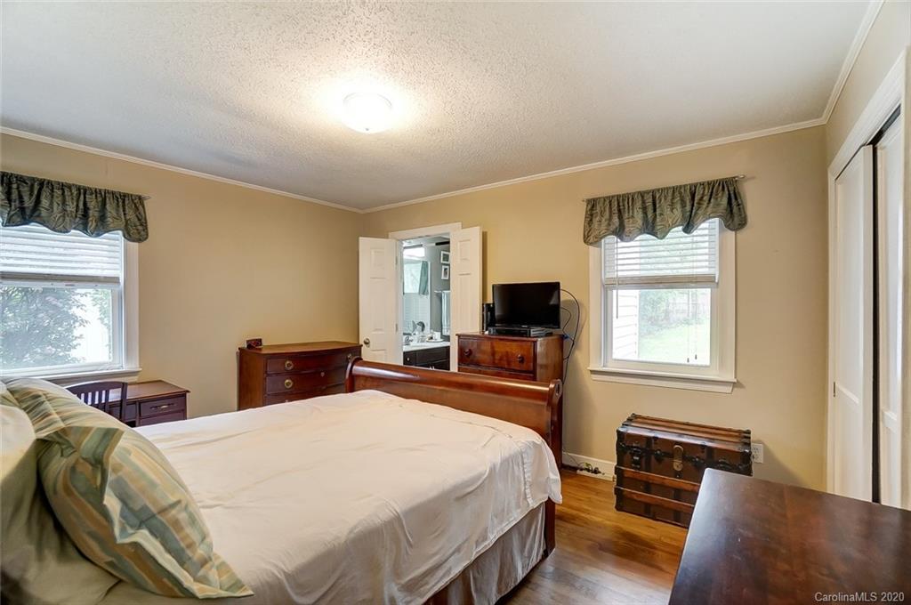 713 Manhasset Road Charlotte, NC 28209 - Photo 11 of 25
