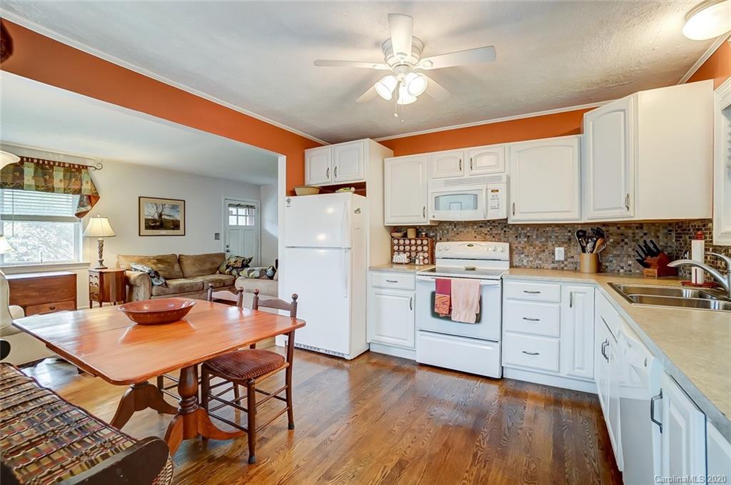 713 Manhasset Road Charlotte, NC 28209 - Photo 6 of 25