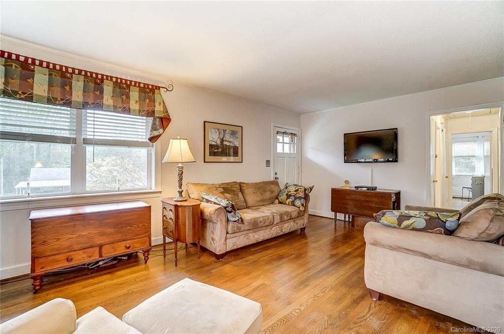 713 Manhasset Road Charlotte, NC 28209 - Photo 8 of 25