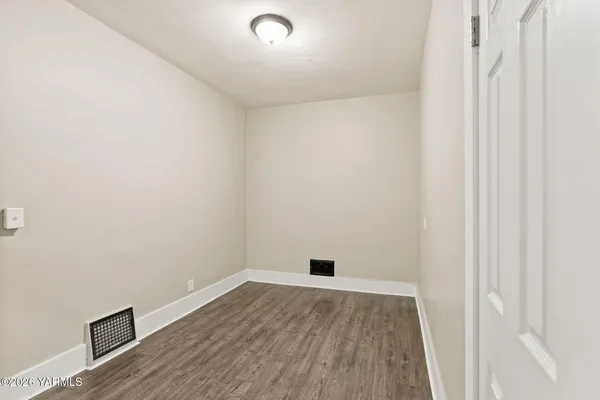 $379,000 | 2214 Summitview Avenue, Yakima, WA 98902