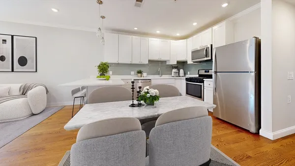 $3,795 | 2747 Washington Street, Unit 3, Boston, MA 02119