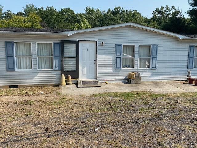 358 Poor Farm Road Fincastle, VA 24090 - Photo 2 of 12 IMG_4508