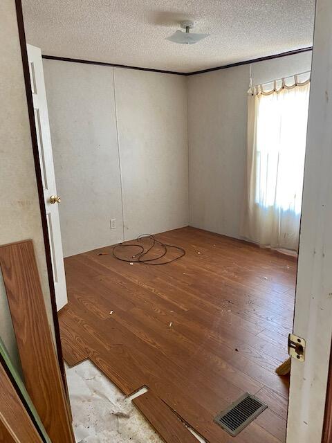 358 Poor Farm Road Fincastle, VA 24090 - Photo 4 of 12 IMG_4496