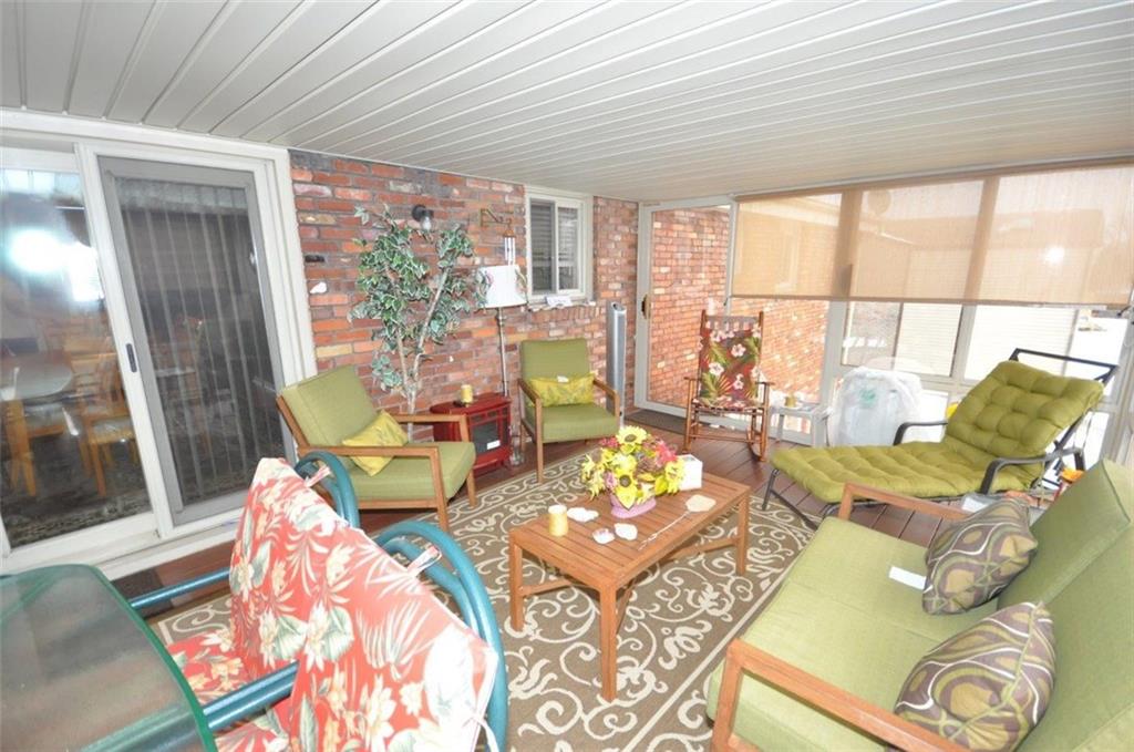 320 Lincoln Hall Road Elizabeth, PA 15037 - Photo 4 of 18 Gallery Image 4
