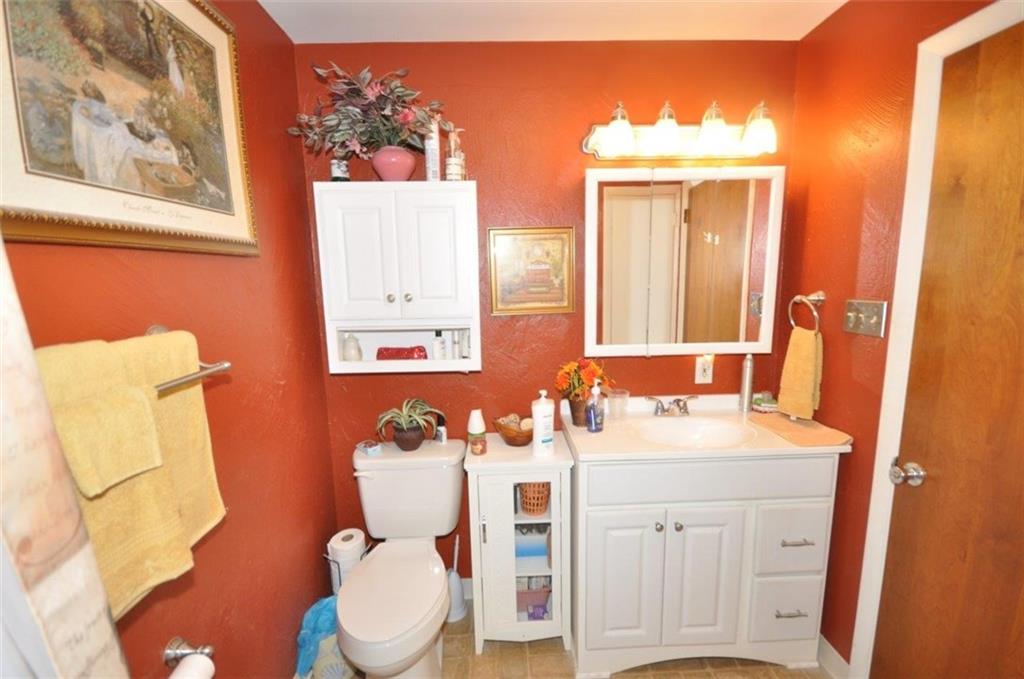 320 Lincoln Hall Road Elizabeth, PA 15037 - Photo 9 of 18 Gallery Image 9