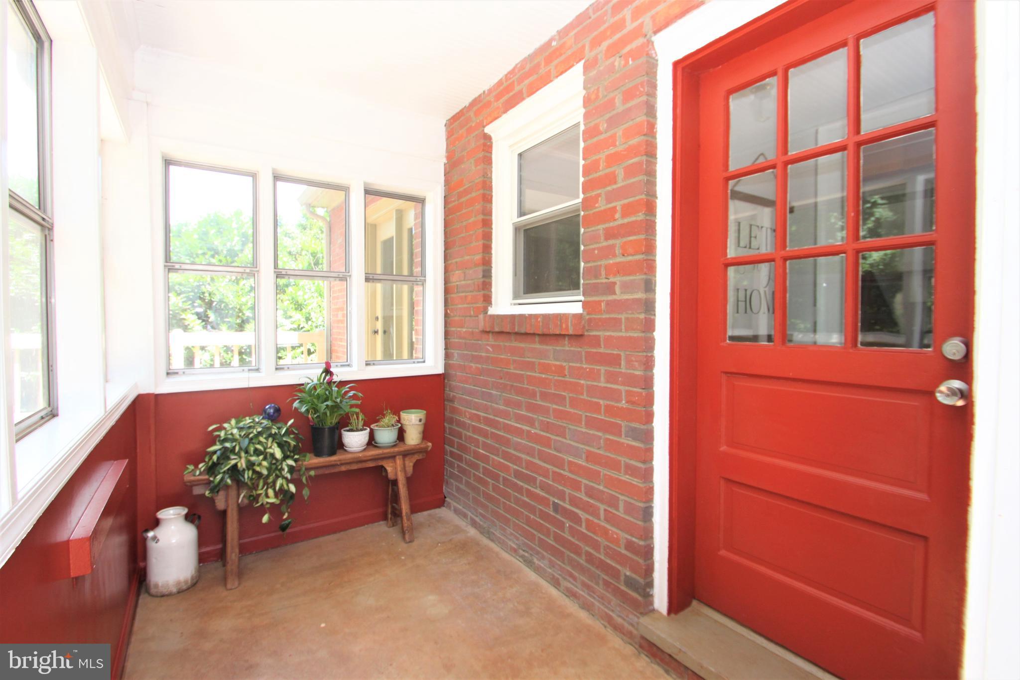 1136 South Blue Ridge Avenue Culpeper, VA 22701 - Photo 26 of 32 Gallery Image 26