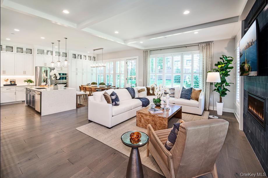 24 Marker Ridge, Unit 12 Irvington, NY 10533 - Photo 2 of 11