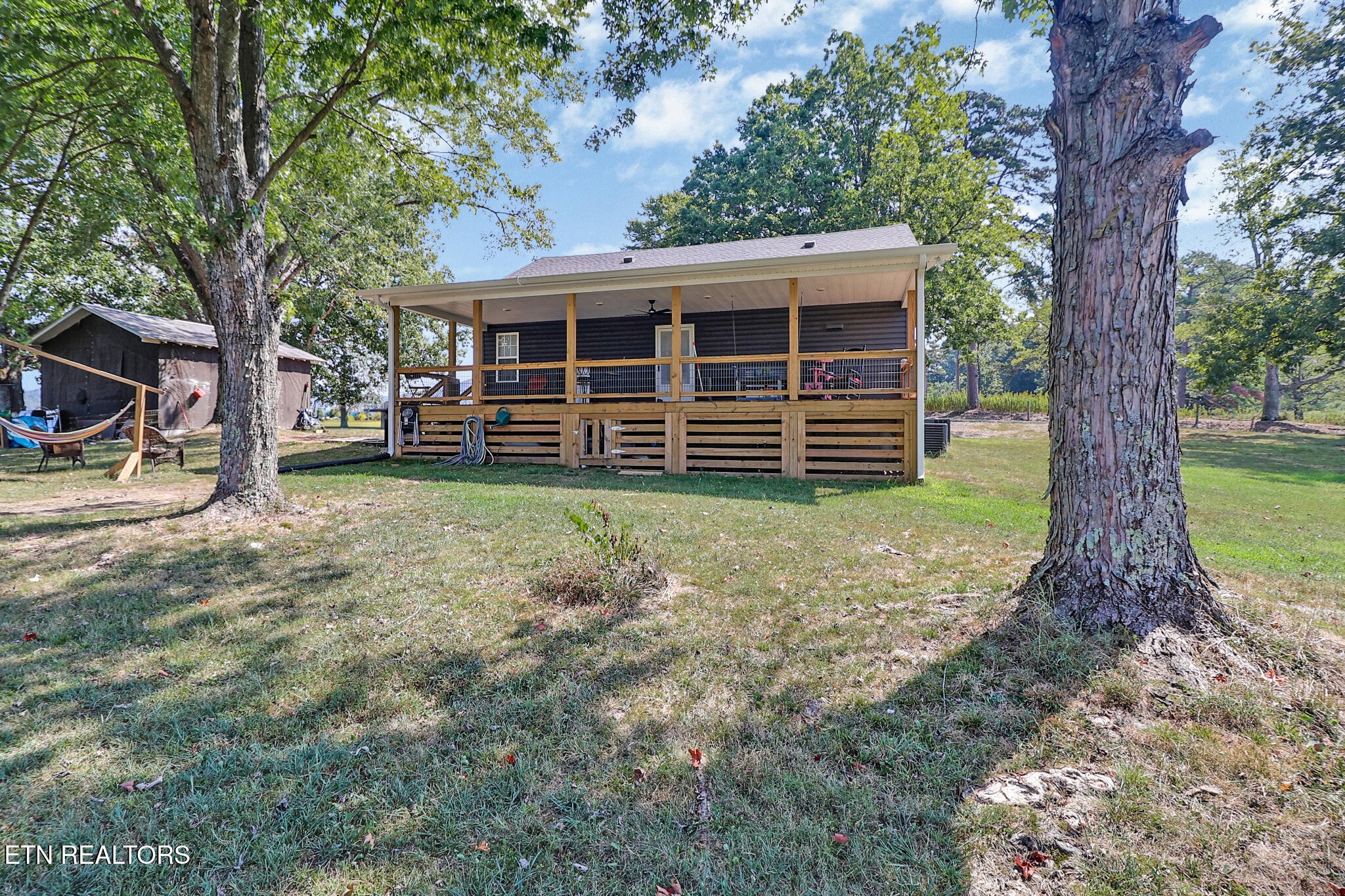 9750 Faix Road Byrdstown, TN 38549 - Photo 4 of 35 Gallery Image 4