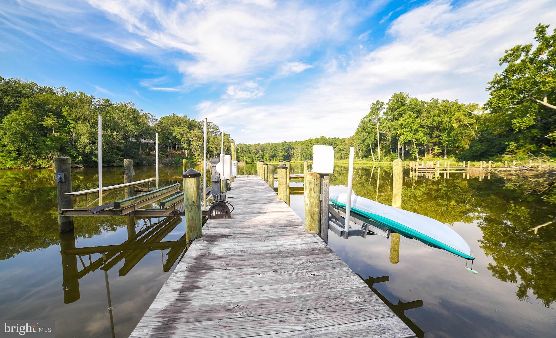 44689 Three Coves Road Hollywood, MD 20636 - Photo 14 of 71 Boat lift and jet Ski Lift