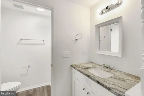 $749,900 | 2914 Montauk Court, Falls Church, VA 22042