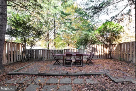 $749,900 | 2914 Montauk Court, Falls Church, VA 22042