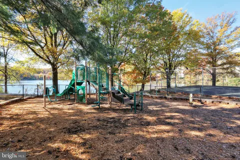 $749,900 | 2914 Montauk Court, Falls Church, VA 22042