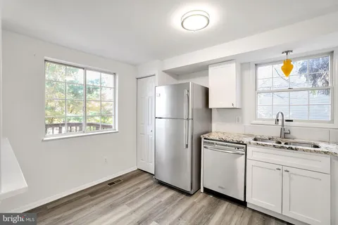 $749,900 | 2914 Montauk Court, Falls Church, VA 22042