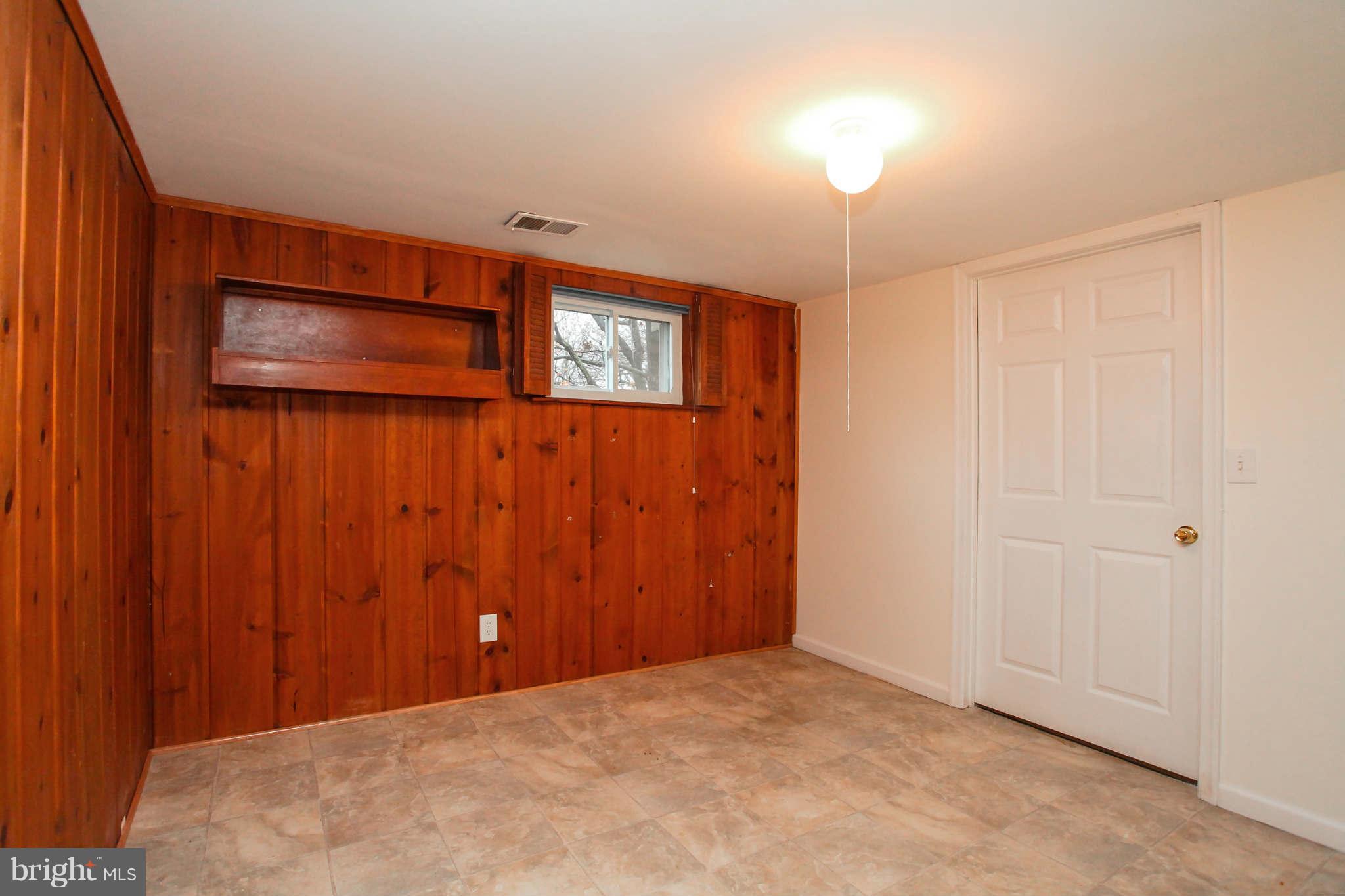 5917 Atteentee Road Springfield, VA 22150 - Photo 23 of 30 a view of an empty room