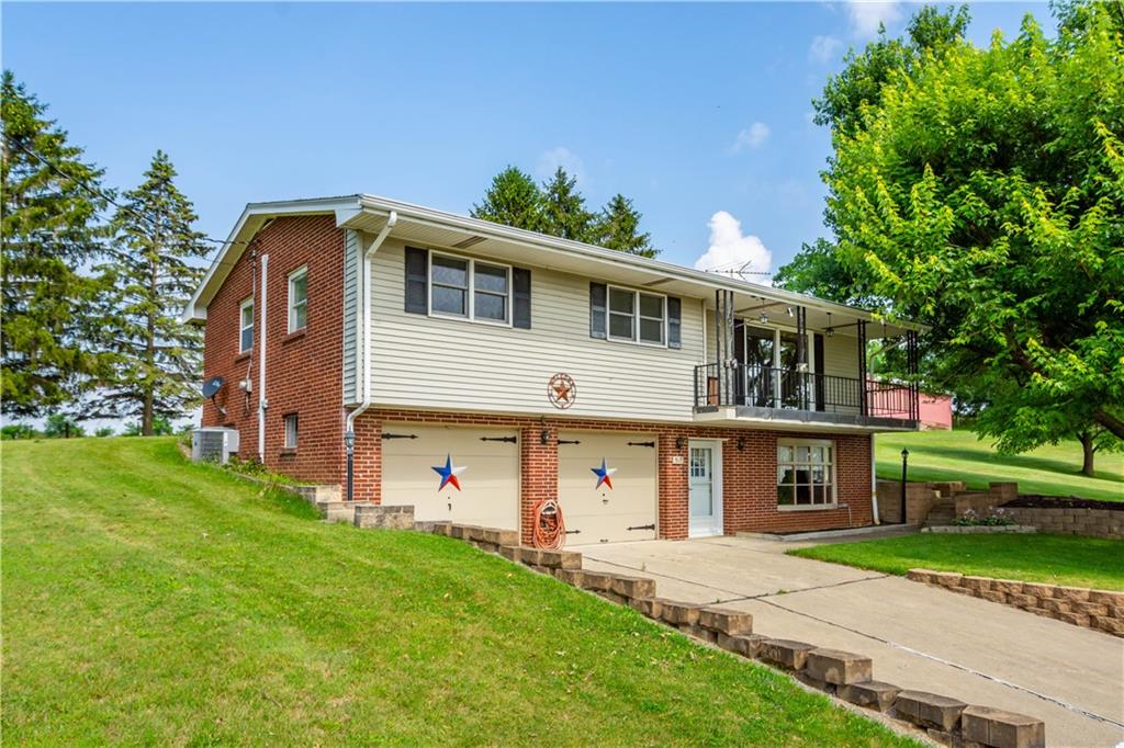 517 Chestnut Ridge Road Washington, PA 15301 - Photo 3 of 25