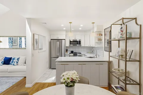 $850,000 | 599 Midland Avenue, Unit 35, Rye, NY 10580
