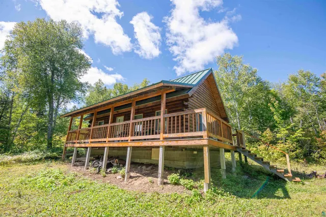 $289,000 | 1808 Tom Lake Road, Hovland, MN 55606